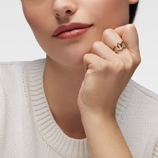 Bague entrelac&eacute;e en or jaune